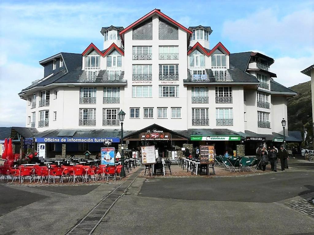 Ski & Snow Apartmentos By Todosierranevada - Plaza Principal Junto A Los Telecabinas Sierra Nevada Ngoại thất bức ảnh