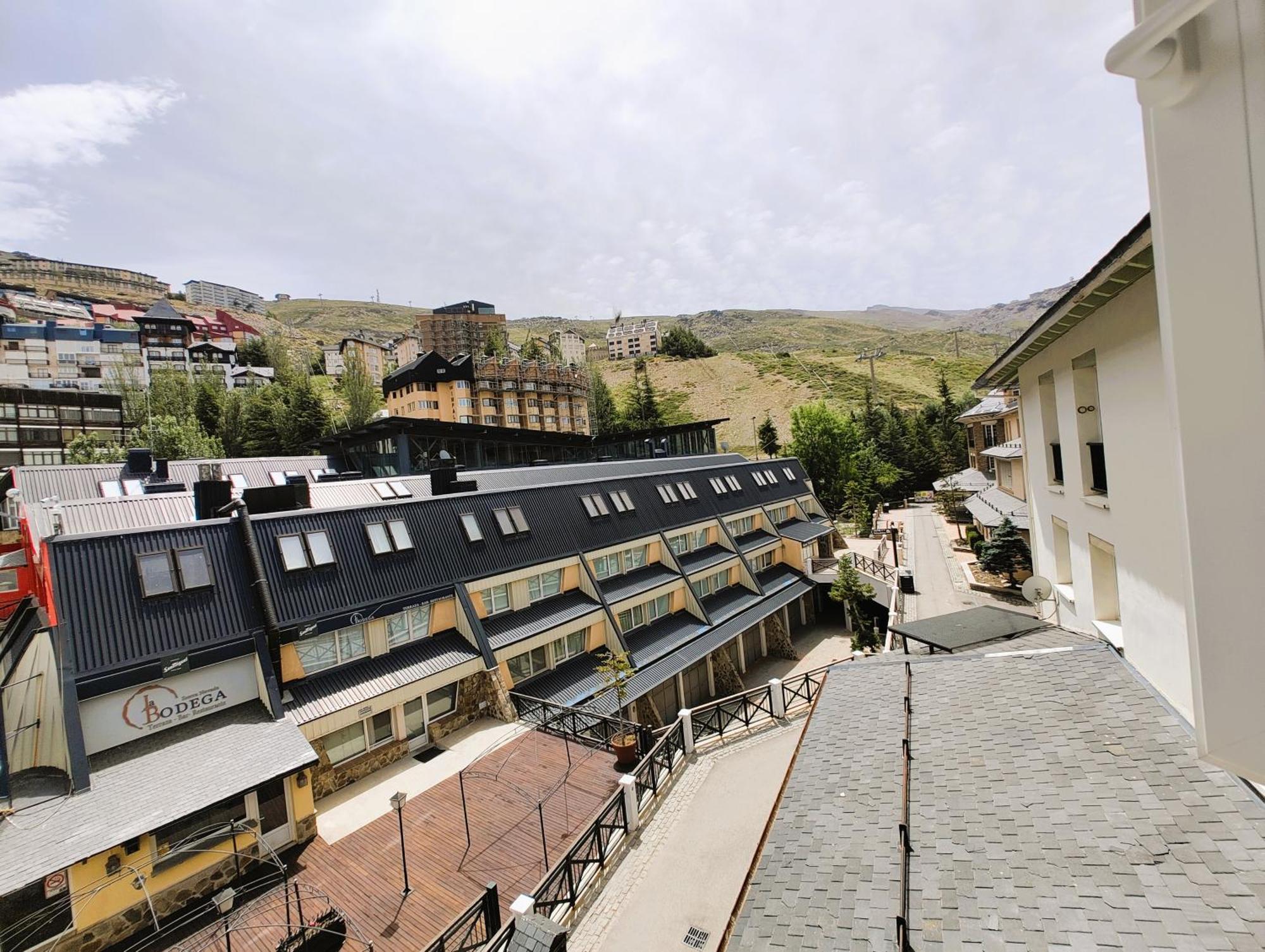 Ski & Snow Apartmentos By Todosierranevada - Plaza Principal Junto A Los Telecabinas Sierra Nevada Ngoại thất bức ảnh