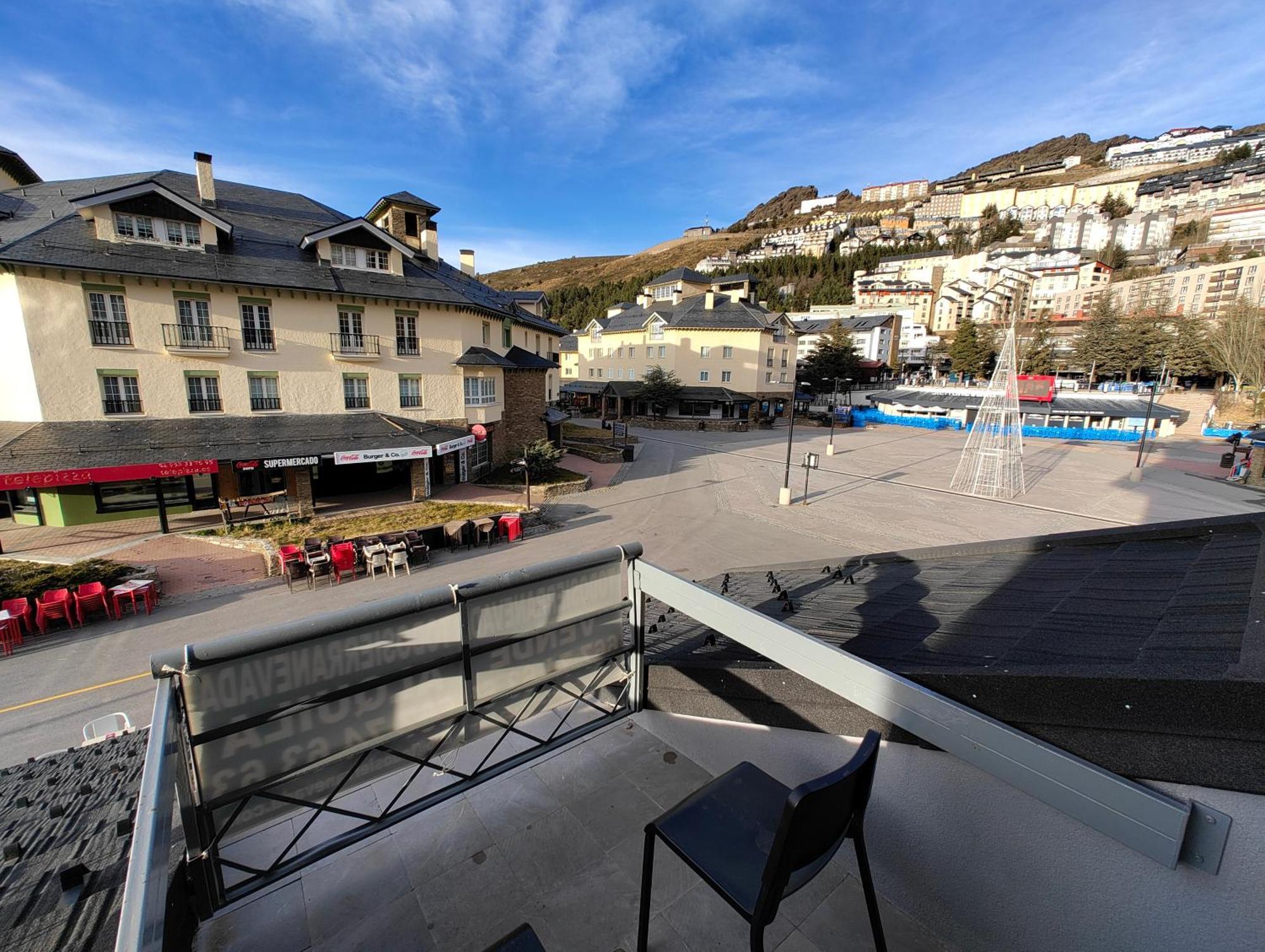Ski & Snow Apartmentos By Todosierranevada - Plaza Principal Junto A Los Telecabinas Sierra Nevada Ngoại thất bức ảnh